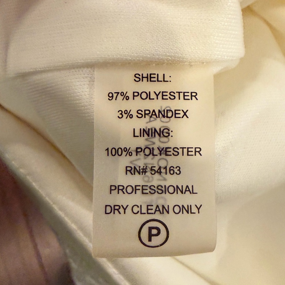 Tommy Hilfiger Diamond Textured Quilted Mod White Shift Dress size 10 - Picture 8 of 8
